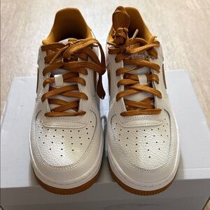 Nike Kids White and Mustard Sneakers